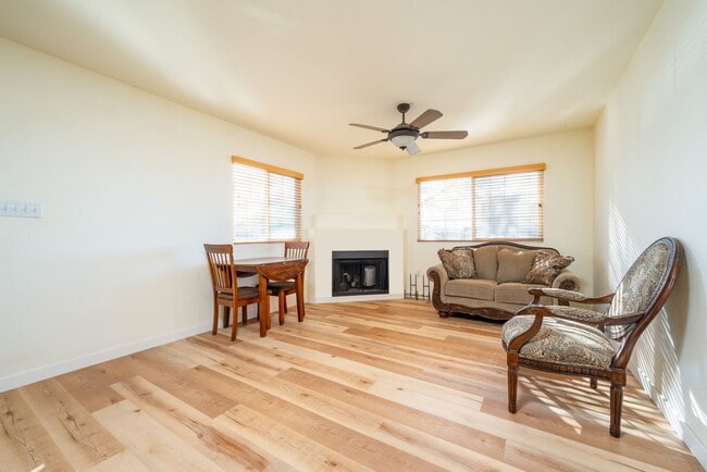 Photo - Available Now this Lovely One Bedroom Condo Unit 1112
