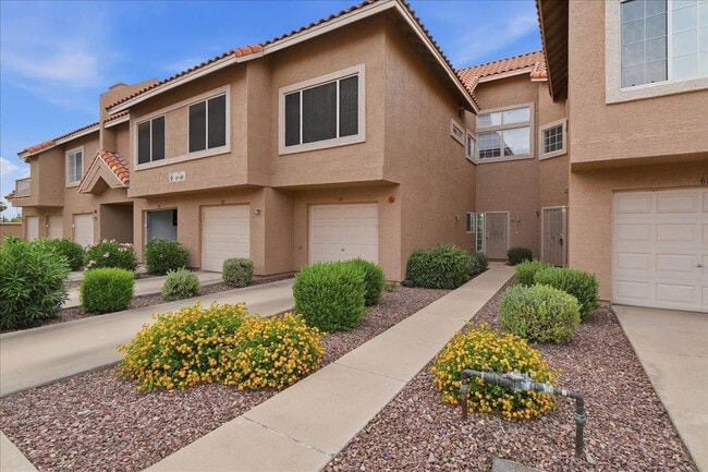 Building Photo - 1633 E Lakeside Dr Unit 63