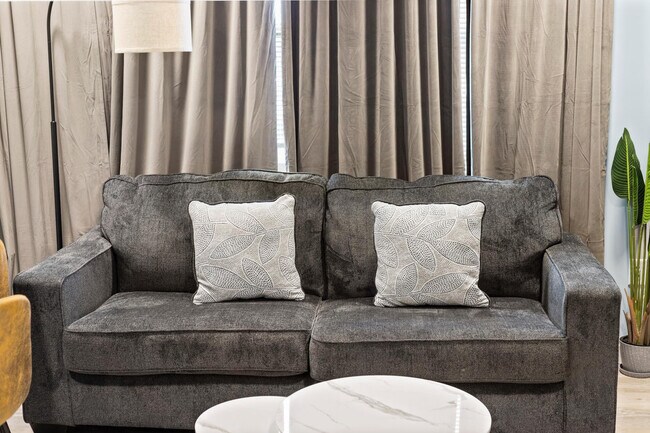 Photo - 95 Broadway Unidad ID1240368P