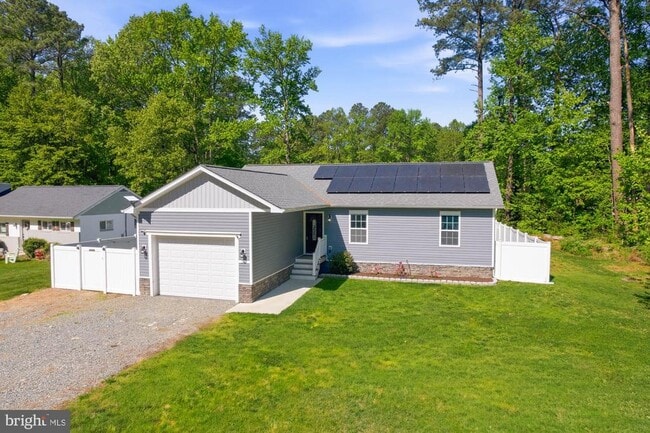 Photo - 283 Shorewood Dr
