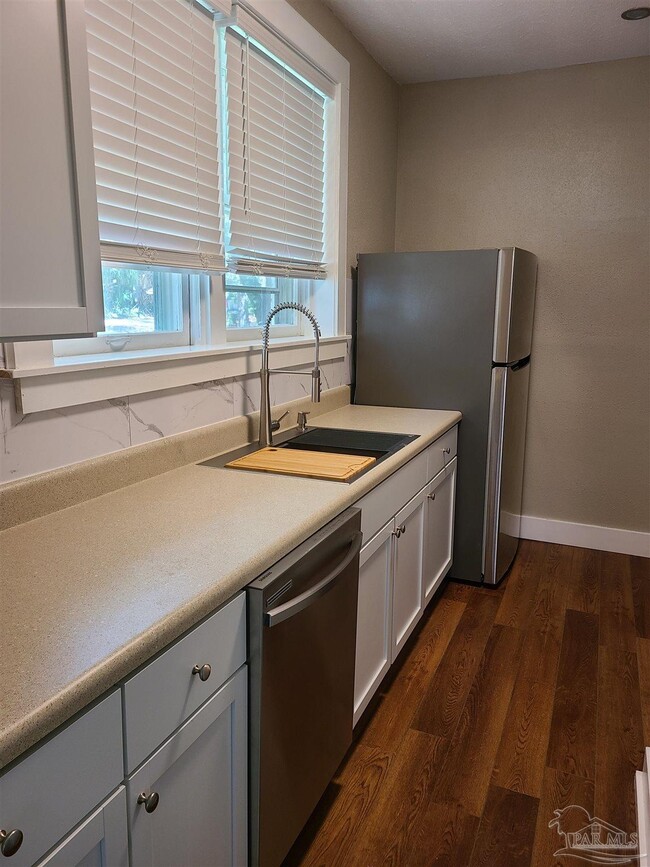 Photo - 504 N Spring St