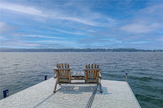 Photo - 4087 E Lake Rd
