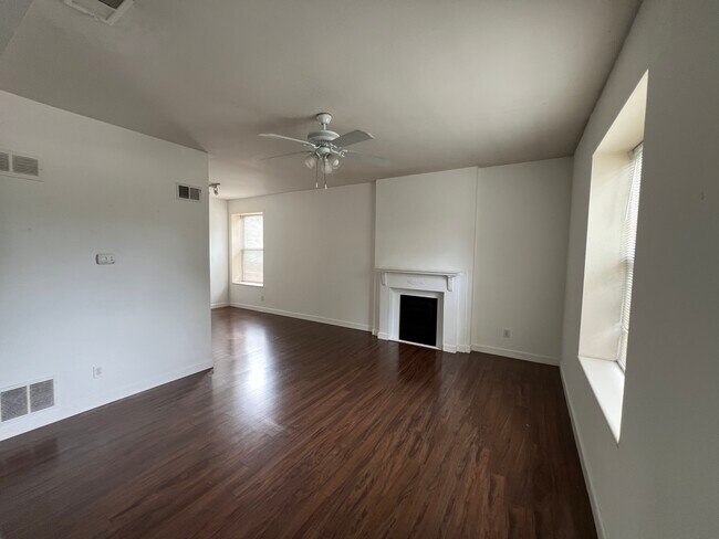 Photo - 4398 McPherson Ave