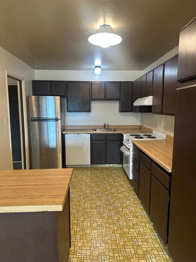 Photo - 273 S Parkview Ave Unit 273 Parkview Ave - Apt #1