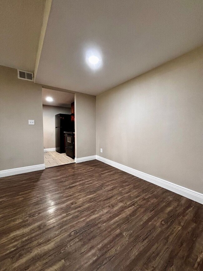 Photo - Newly Renovated 2-Bedroom Apartment in Ser... Unit 4420 Flowerdale, Apt C