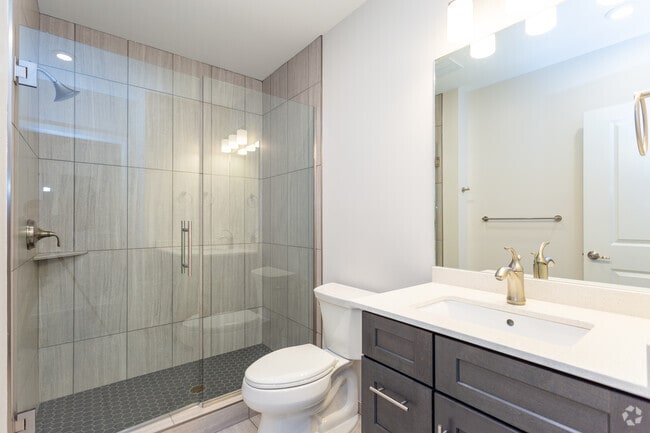 Studio, 1 BA - 498 SF