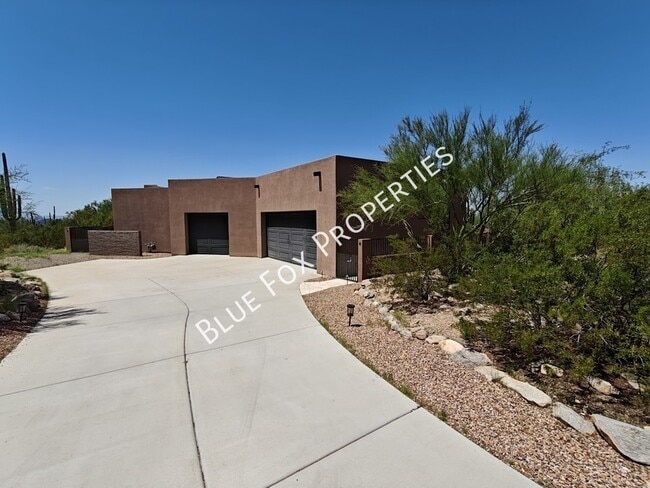 Building Photo - 13037 N Red Quail Pl