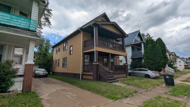 Photo - 12521-12523 Locke Ave Unit 12523