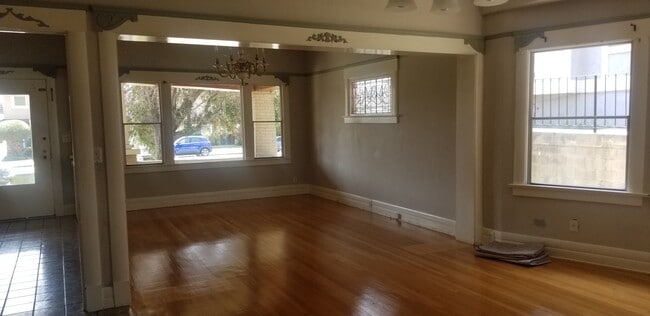 Photo - 1801 Vine St