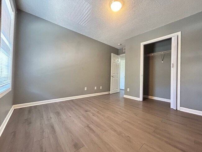 Photo - 4200 Medallion Ct Unit 616