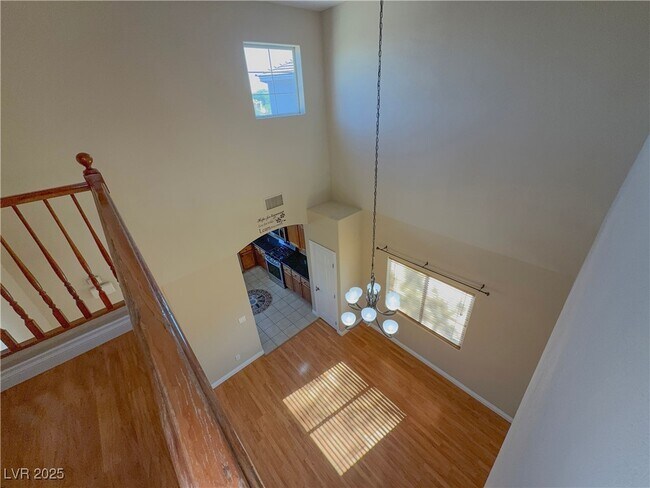 Building Photo - 1353 Robbers Roost Ave