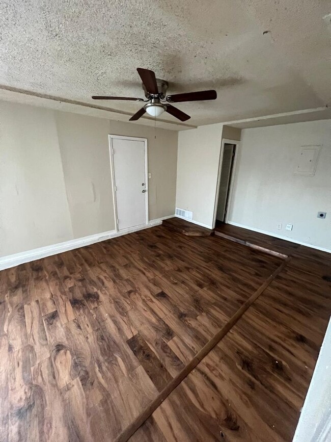 Photo - $0 First Month's Rent / $0 Deposit at Move-in