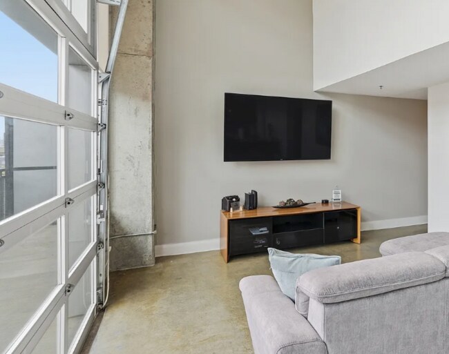 Photo - 353 W 4th St Unit 409
