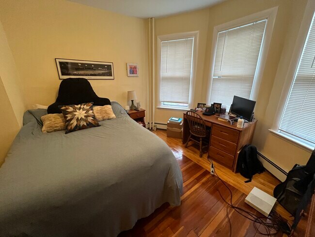 Photo - 29 Cameron Ave Unit 1