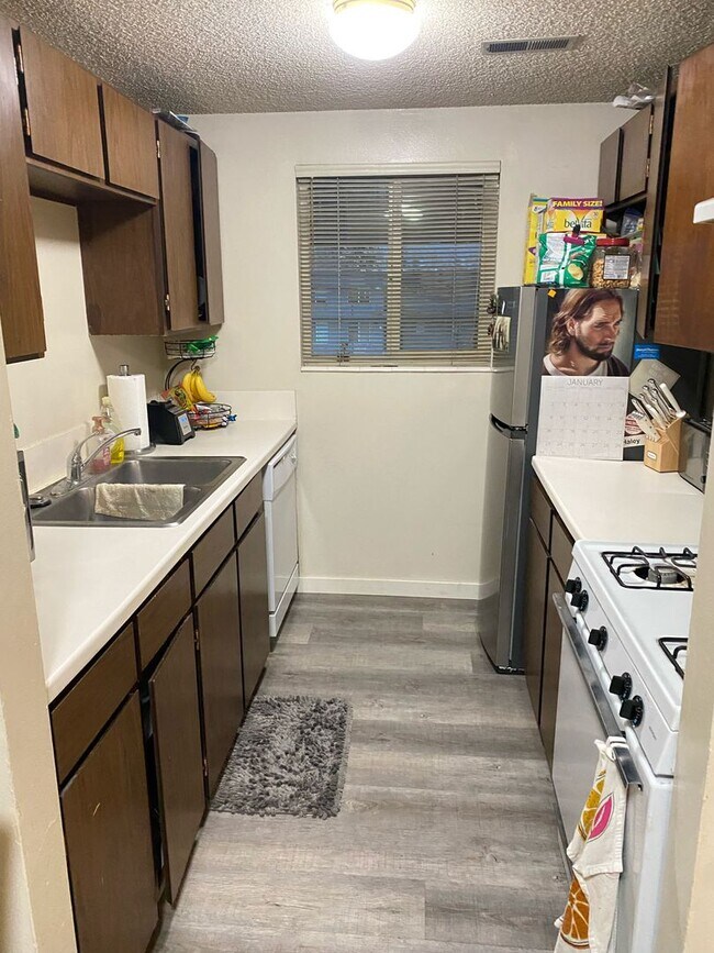 Photo - 1B/1B Pet Friendly Apartment South of BYU Unit 317