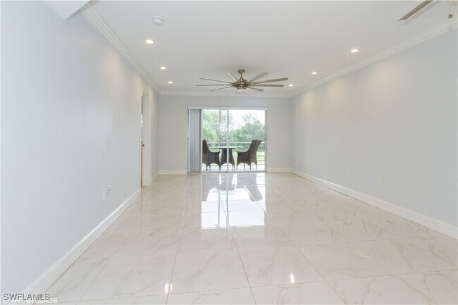 Photo - 501 Forest Lakes Blvd Unidad 1-311