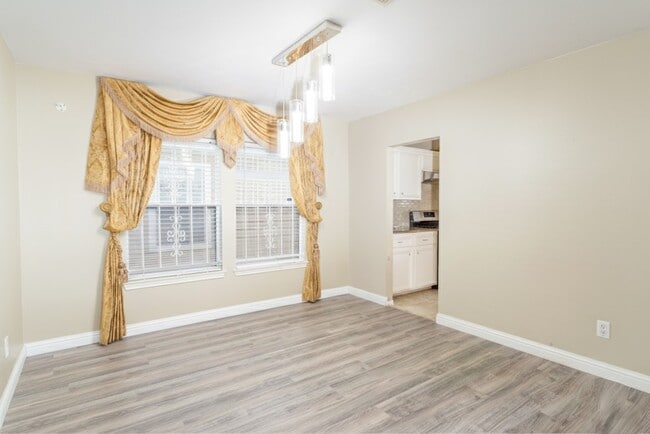 Photo - 12819 Wisteria Park Dr