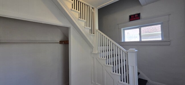 Photo - Upper Level One Bedroom Condo in Cadillac