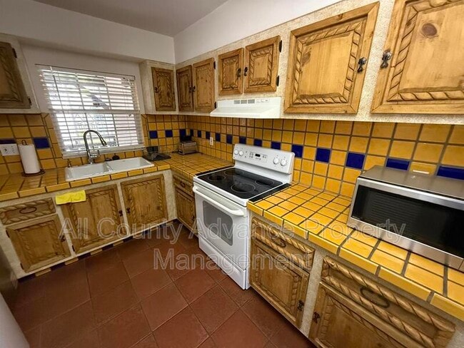Photo - 230 N Bayshore Blvd