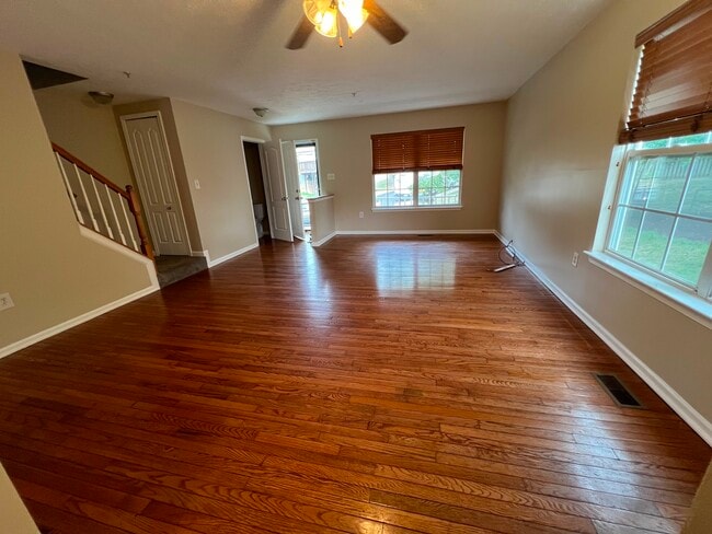 Photo - 2495 Deerfield Ln