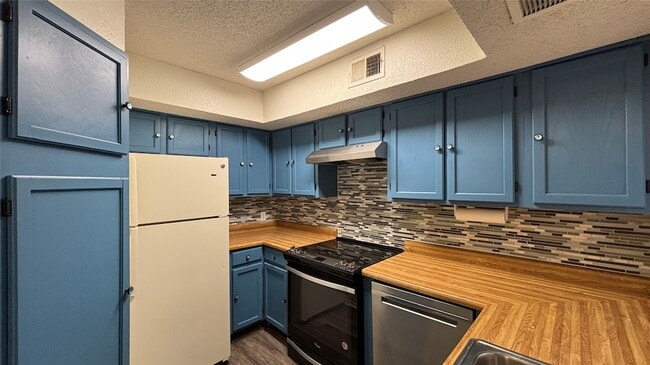 Photo - 2301 Basil Dr Unit F211