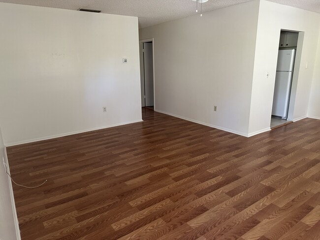Photo - 4800 Rilma Ave