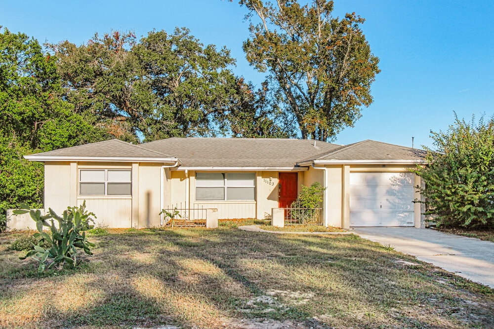 Photo - 11103 Mayflower Rd