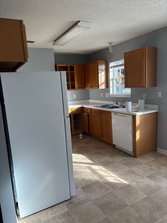 Photo - Quiet Neighborhood