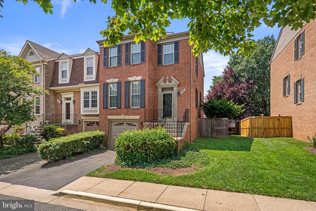 Photo - 10 Loganwood Ct