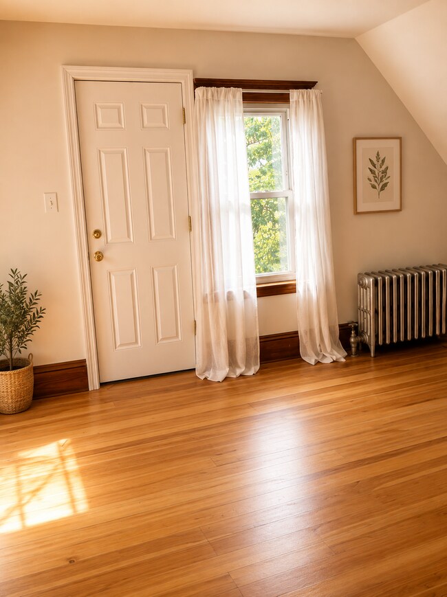 Photo - 184 Grant Ave Unit 2 Bedroom
