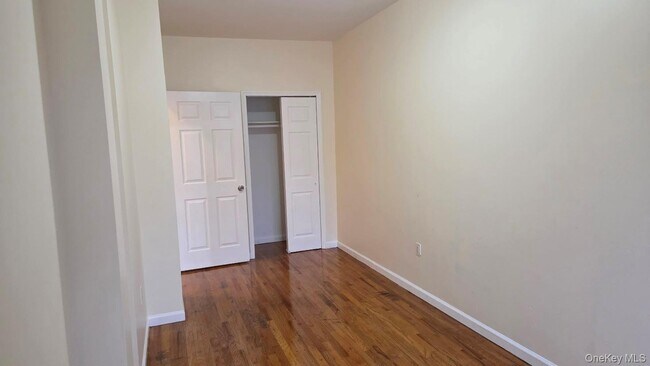 Photo - 175-11 90th Ave Unidad 3rd Floor