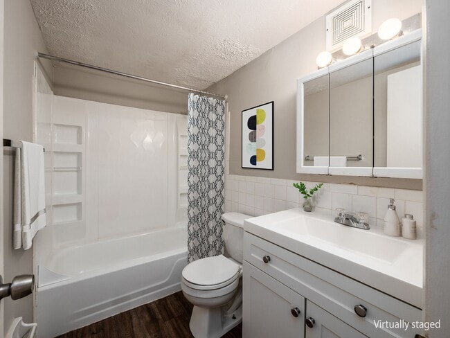 Photo - Star King Apartments