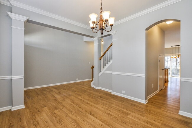 Photo - 650 Ashbrittle Dr