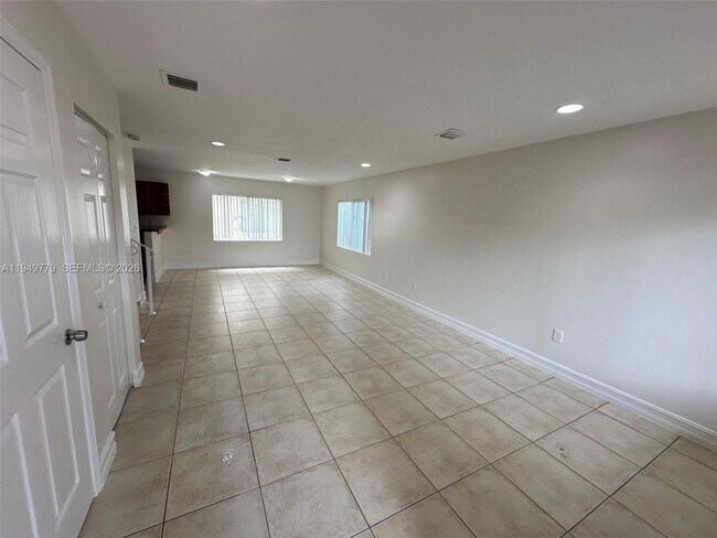 Photo - 1406 NW 3rd St