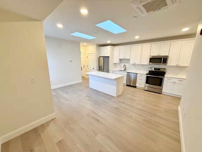 Photo - 120 Emerson St Unit 6