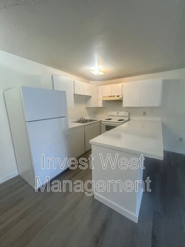 Photo - 9100 NE 15th Ave