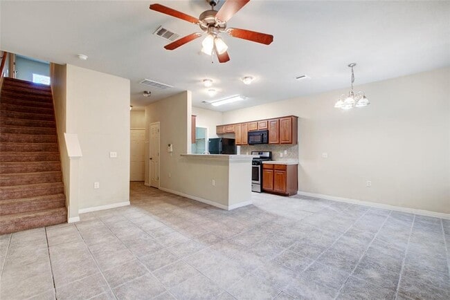 Photo - 1217 Delano St
