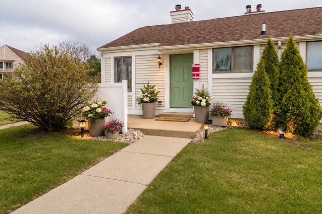 Photo - 3320 Scots Pine Way Unidad Serene Pine, 2bd 1.5 ba, quiet condo living