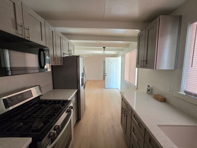 Photo - 40360 Mayberry Ave Unit 260 Mayfair D