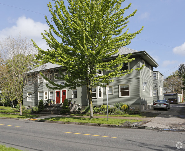 Building Photo - 57 Alberta Rental