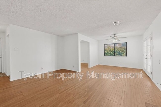 Photo - 9509 Dona Marguerita Ave NE