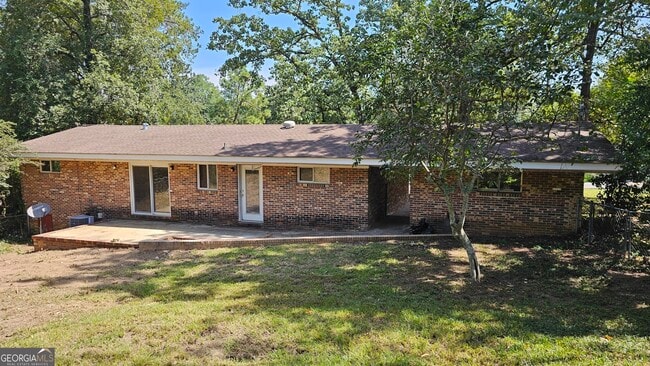 Photo - 227 Ashby Way