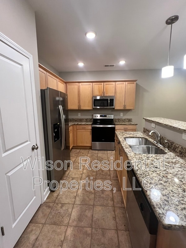 Photo - 620 Friendway Rd