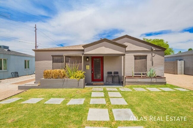 Photo - 224 W Montecito Ave House