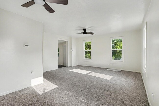 Photo - 310 Locust St