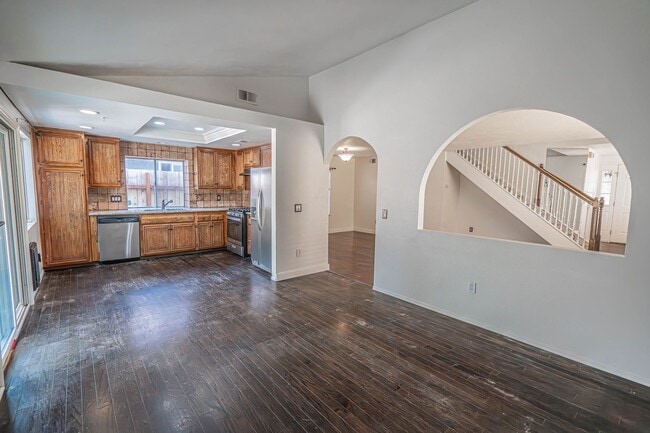 26911 Terri Dr