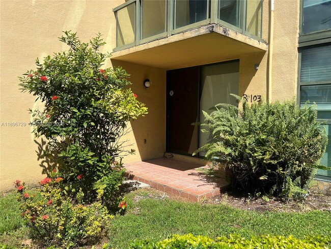 Photo - 11780 SW 18th St Unit 103-2