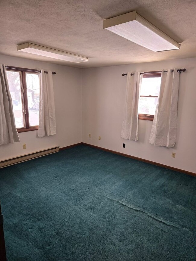 Photo - 102 S Metts St Unit 1