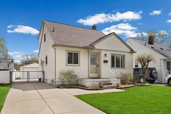 2236 Tyler Ave