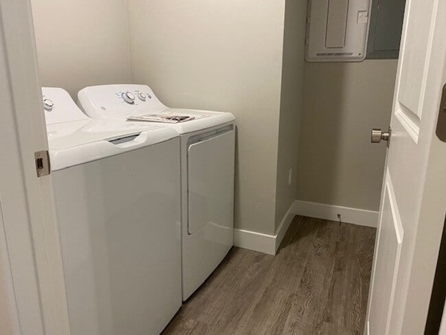 Photo - 3B/2.5B Townhome